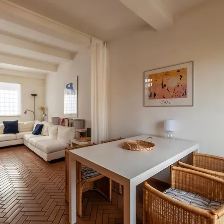 דירה Panoramic Trastevere Apartment! רומא